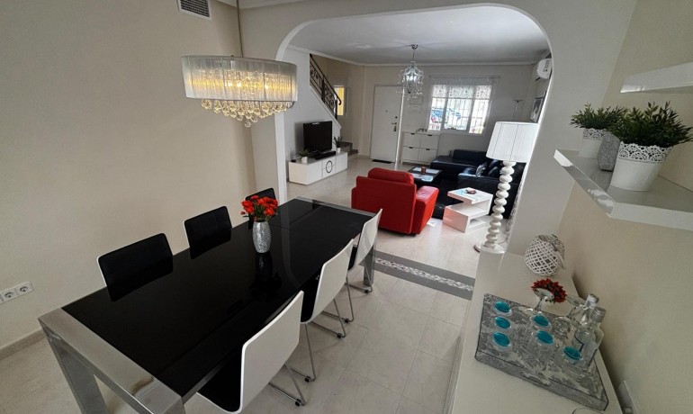 Herverkoop - Huis -
Cuidad Quesada* - Ciudad Quesada