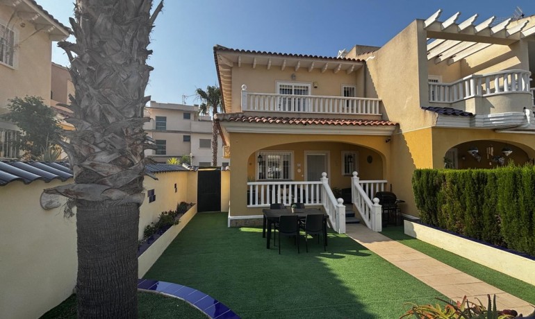 Herverkoop - Huis -
Cuidad Quesada* - Ciudad Quesada