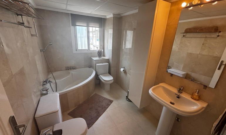 Herverkoop - Huis -
Cuidad Quesada* - Ciudad Quesada