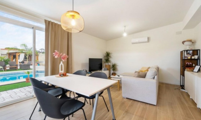 Herverkoop - Villa -
Ciudad Quesada - Quesada Center