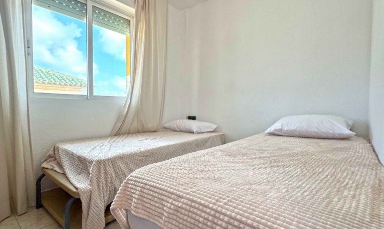 Herverkoop - Appartement / Flat -
Torrevieja* - La Mata*