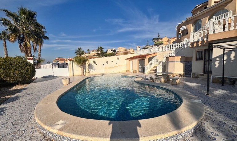 Herverkoop - Villa -
Cuidad Quesada* - La Marquesa Golf*