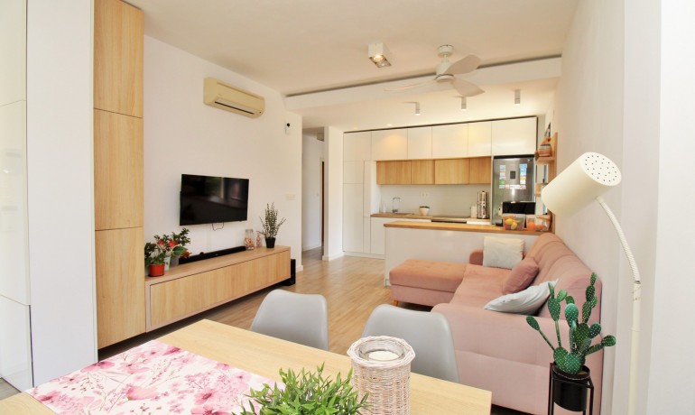 Venta - Villa -
La Zenia