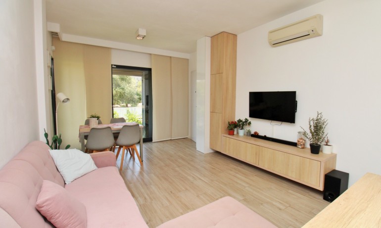 Venta - Villa -
La Zenia