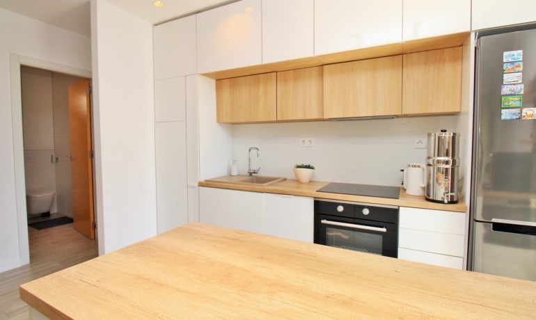 Venta - Villa -
La Zenia