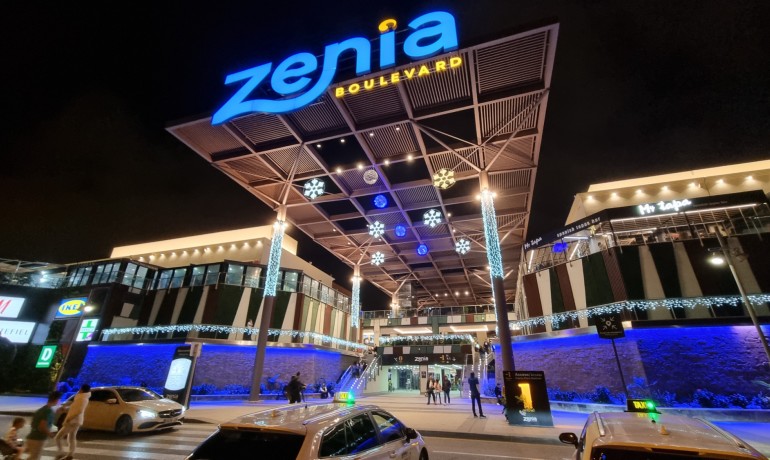 Venta - Villa -
La Zenia