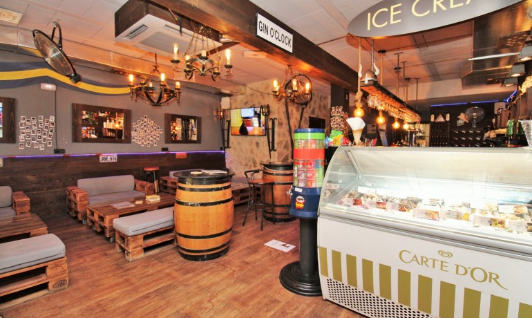 Sale - Commercial -
Villamartin