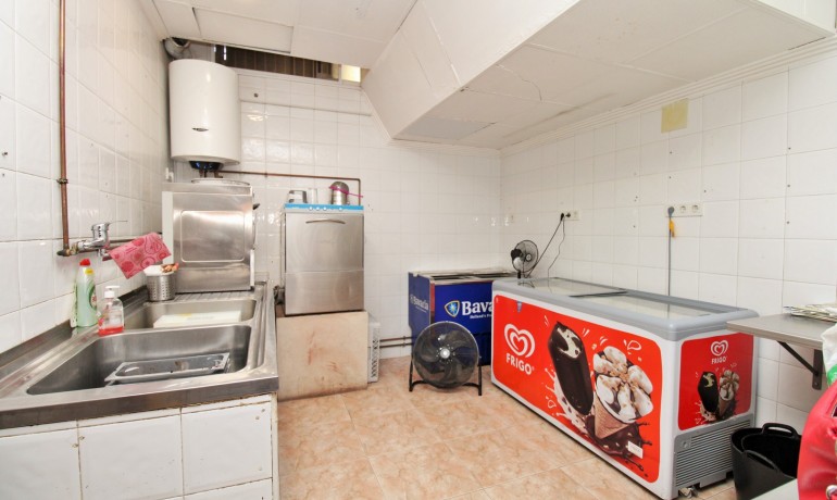 Sale - Commercial -
Villamartin