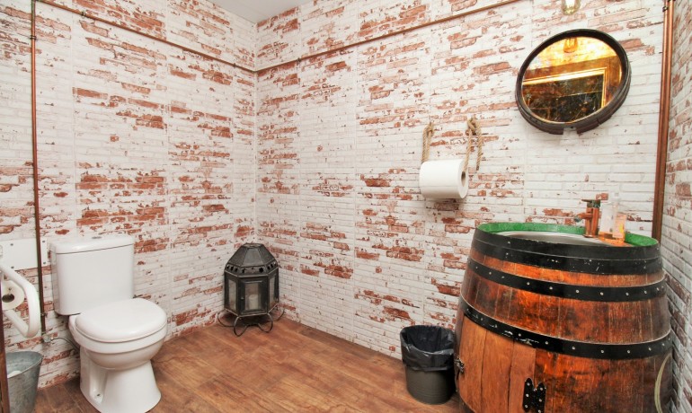 Sale - Commercial -
Villamartin