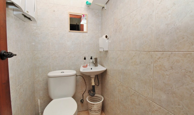 Sale - Commercial -
Villamartin