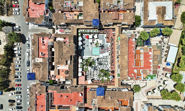 Sale - Commercial -
Villamartin