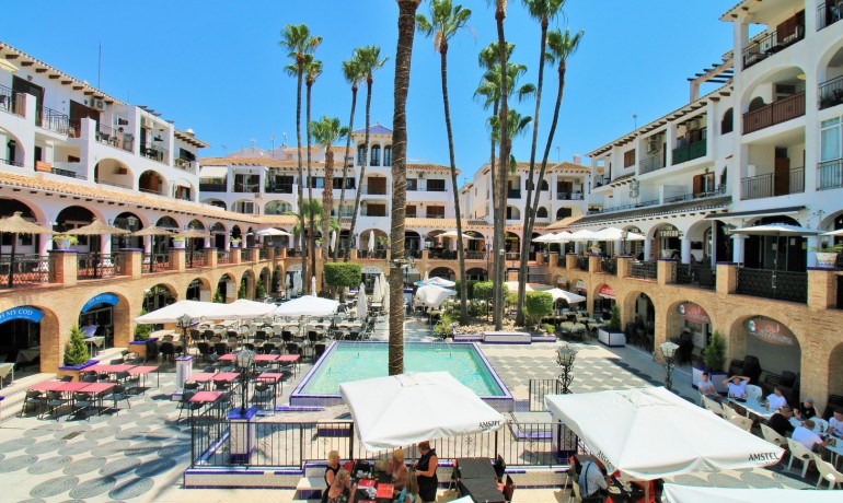 Sale - Commercial -
Villamartin