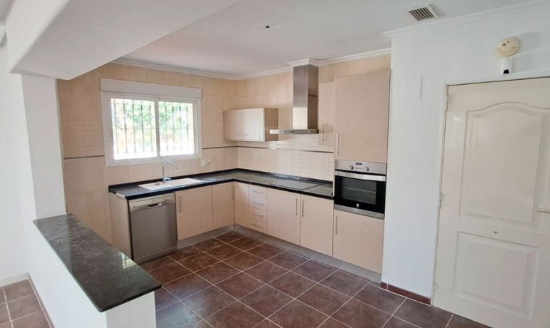 Herverkoop - Finca / Landgoed -
Catral* - Catral - Country