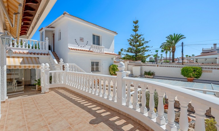 Herverkoop - Villa -
Cuidad Quesada* - Ciudad Quesada - Rojales