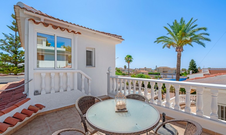 Herverkoop - Villa -
Cuidad Quesada* - Ciudad Quesada - Rojales