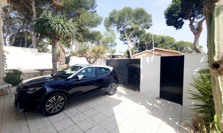 Herverkoop - Villa -
Los Balcones - Torrevieja