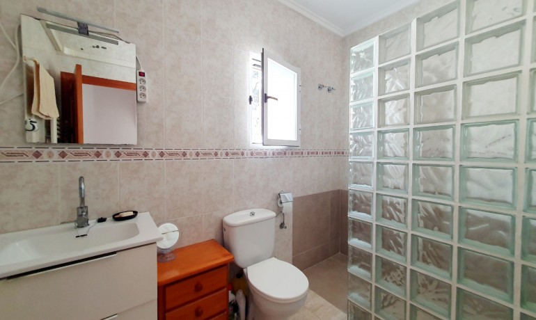 Herverkoop - Villa -
Los Balcones - Torrevieja