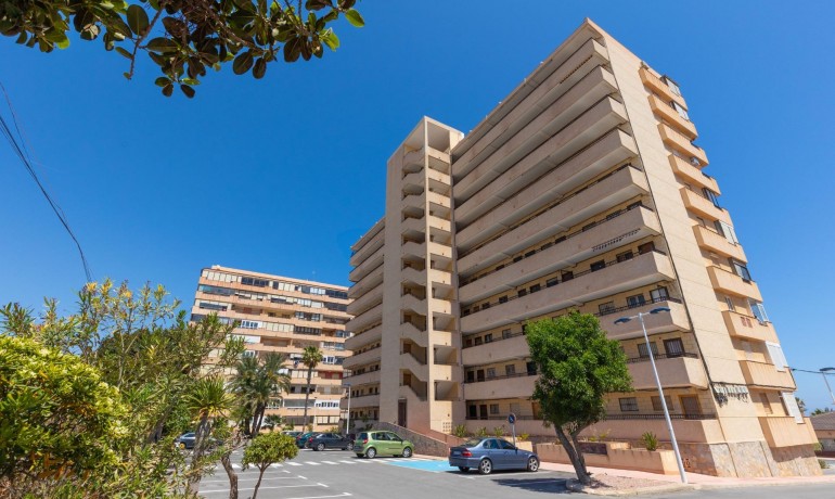 Herverkoop - Appartement / Flat -
Torrevieja* - Cabo cervera