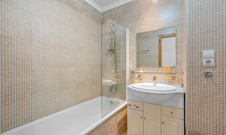 Sale - Apartment / Flat -
Almoradi