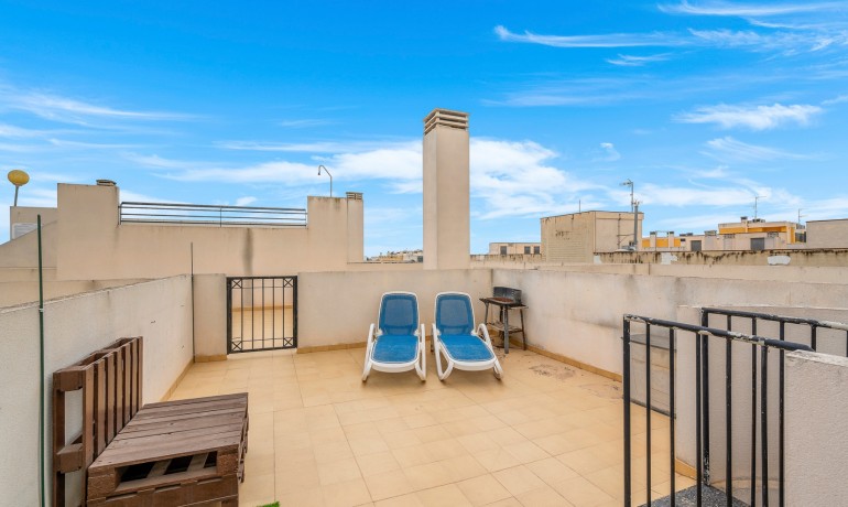 Sale - Apartment / Flat -
Almoradi