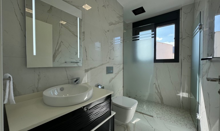 Venta - Villa -
San Miguel de Salinas - San Miguel De Salinas