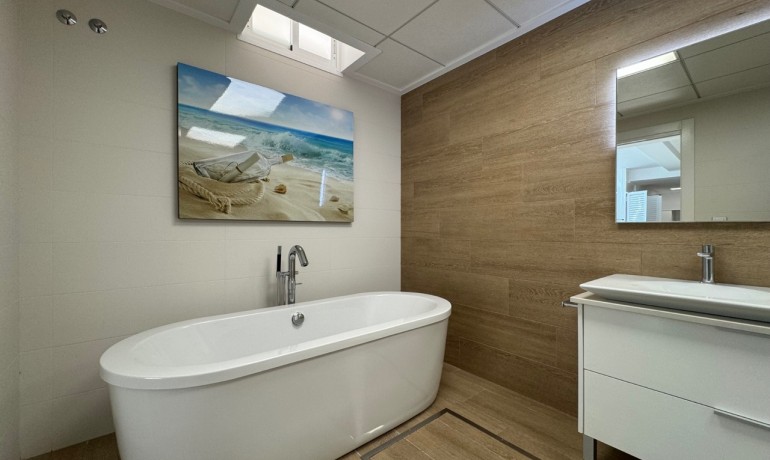 Venta - Villa -
San Miguel de Salinas - San Miguel De Salinas