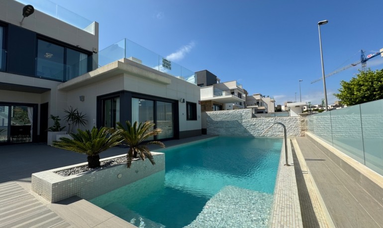 Venta - Villa -
San Miguel de Salinas - San Miguel De Salinas