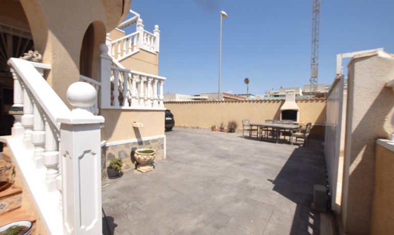 Herverkoop - Villa -
Cuidad Quesada* - Rojales Hills