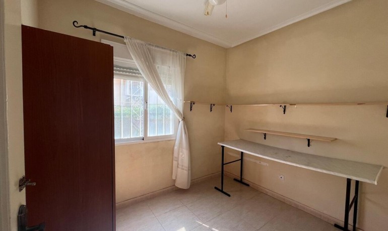 Sale - Villa -
Algorfa* - Algorfa