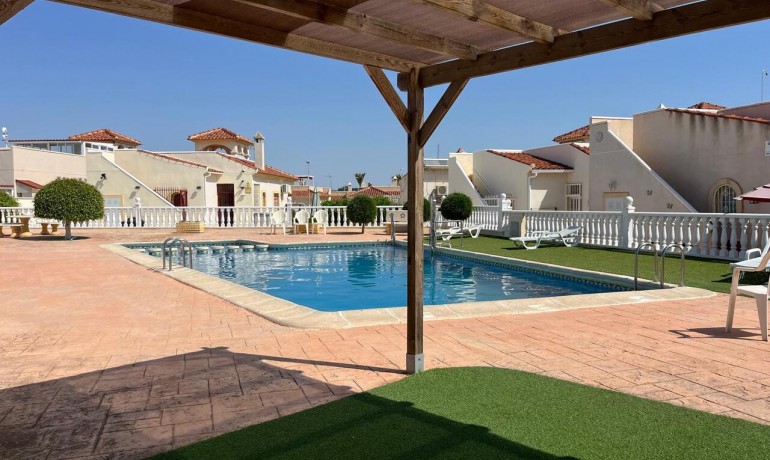 Sale - Villa -
Algorfa* - Algorfa