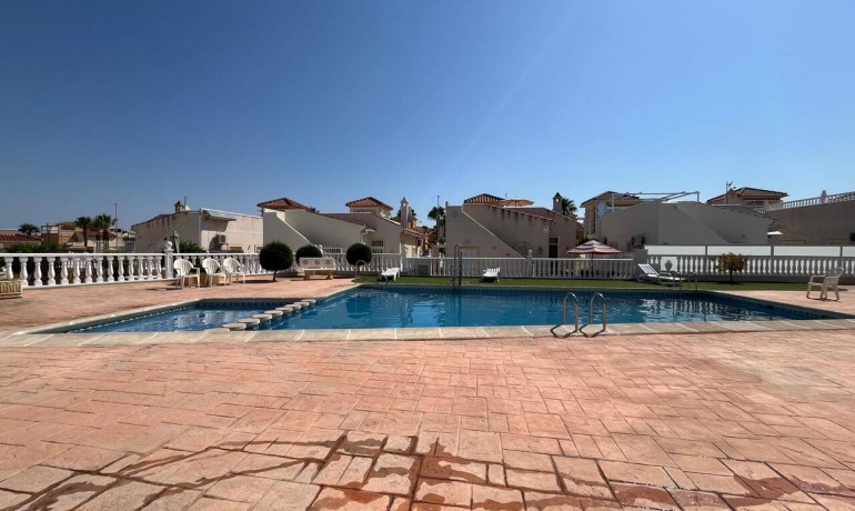 Sale - Villa -
Algorfa* - Algorfa