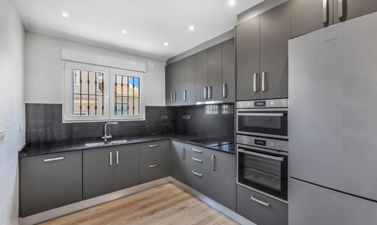 Herverkoop - Villa -
Torrevieja* - Aguas Nuevas