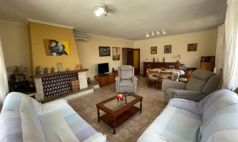 Herverkoop - Villa -
Benijofar* - Pueblo