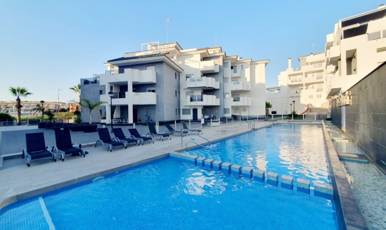 Herverkoop - Appartement / Flat -
Orihuela Costa* - Villamartín-Las Filipinas