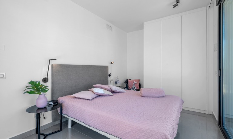 Sale - Villa -
Guardamar del Segura* - Guardamar Del Segura