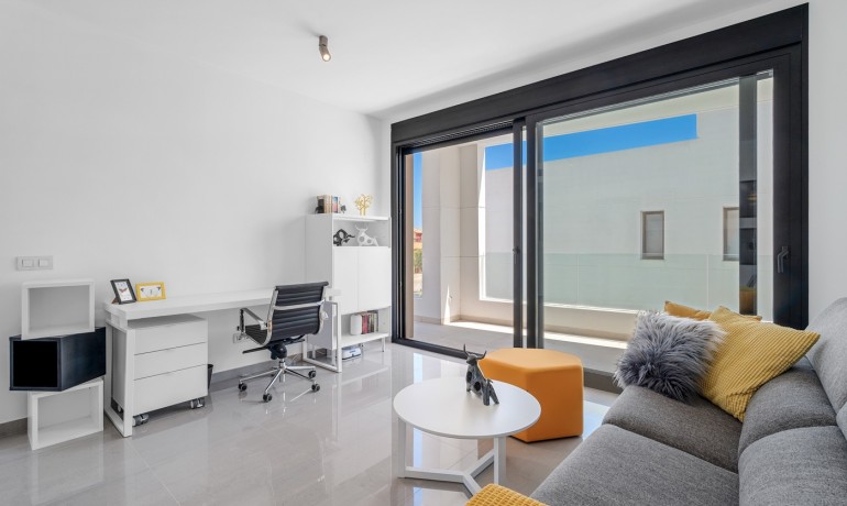 Sale - Villa -
Guardamar del Segura* - Guardamar Del Segura