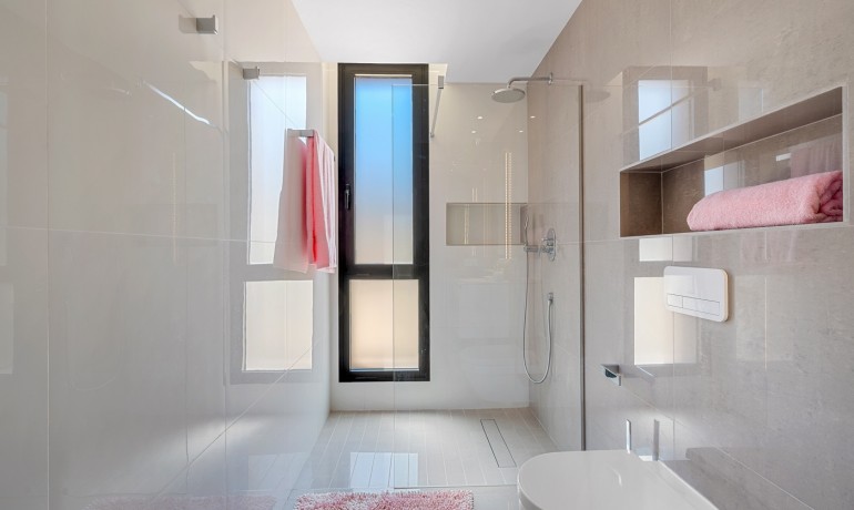 Sale - Villa -
Guardamar del Segura* - Guardamar Del Segura