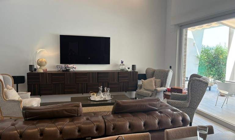 Herverkoop - Villa -
Algorfa* - La Finca Golf