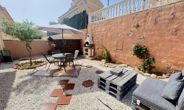 Revente - Villa -
Villamartin