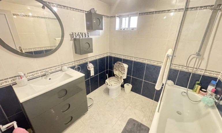 Revente - Villa -
Villamartin