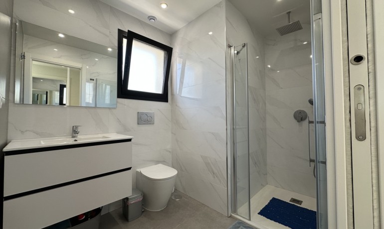 Venta - Apartamento / piso -
Villamartin