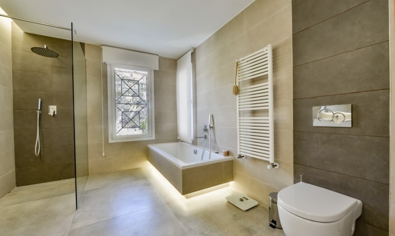 Herverkoop - Villa -
Altea* - Sierra de Altea