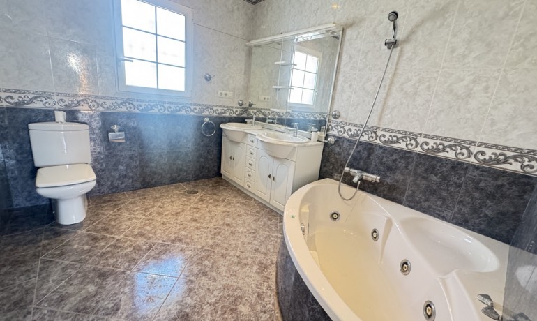 Revente - Villa -
San Miguel de Salinas* - San Miguel De Salinas