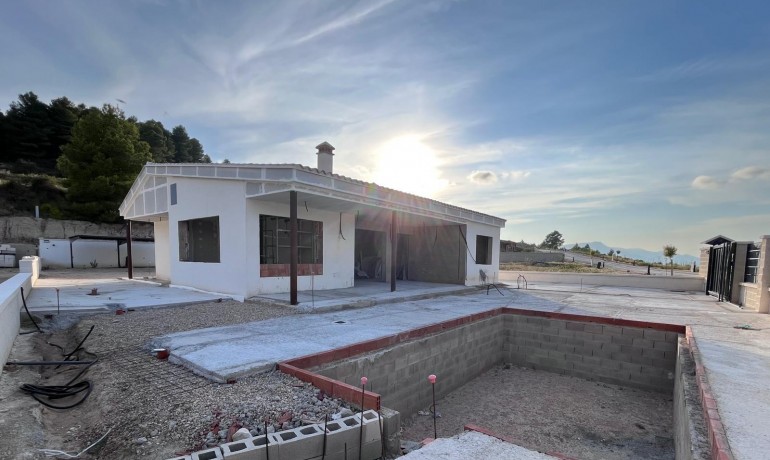 Nueva construcción  - Villa -
Penaguila - El Olivar