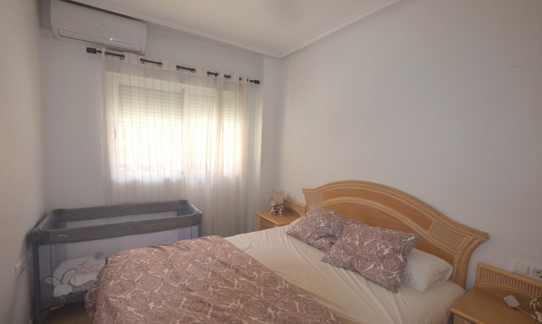 Sale - Apartment / Flat -
Formentera del Segura