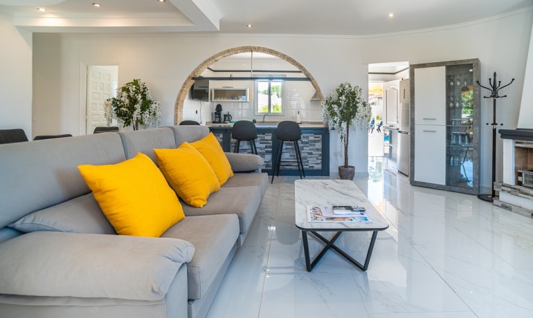 Herverkoop - Villa -
Torrevieja* - La Siesta