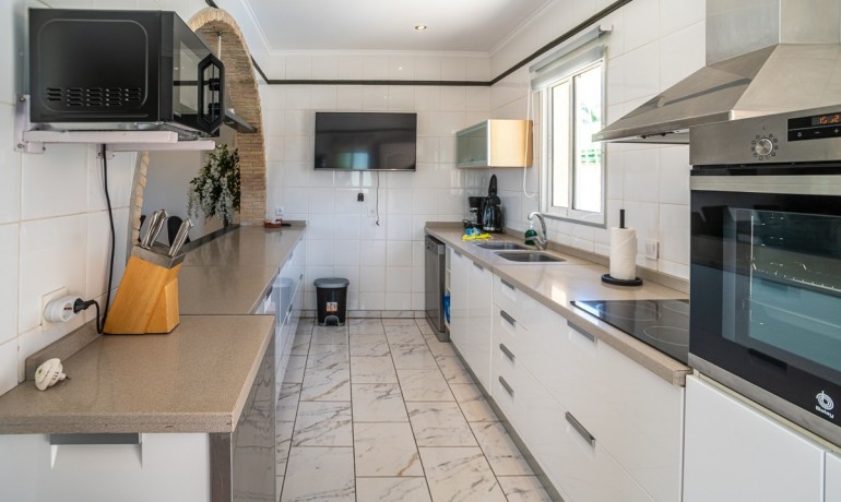 Herverkoop - Villa -
Torrevieja* - La Siesta