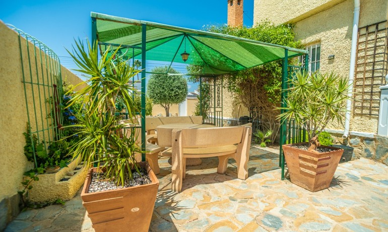 Herverkoop - Villa -
Torrevieja* - La Siesta