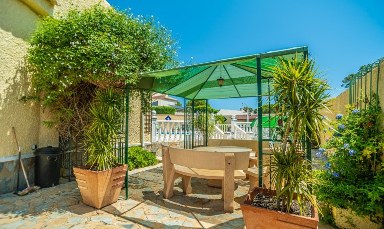 Herverkoop - Villa -
Torrevieja* - La Siesta