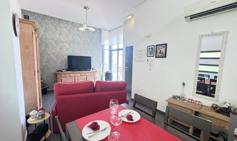 Venta - Apartamento / piso -
Villamartin